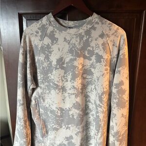 Lululemon Athletica Gray and White Sweatshirt